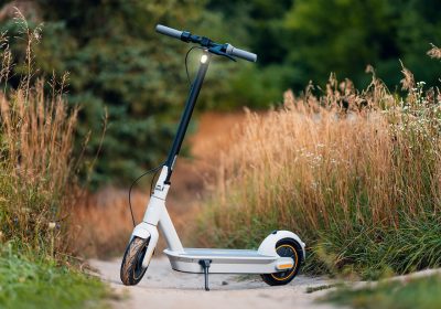 Revving Up the Fun: Exploring the Thrilling Symbiosis of Mobile Games and Electric Scooters